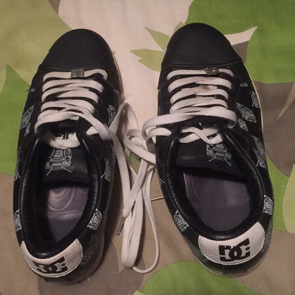 DC Remix Travis Barker shoes